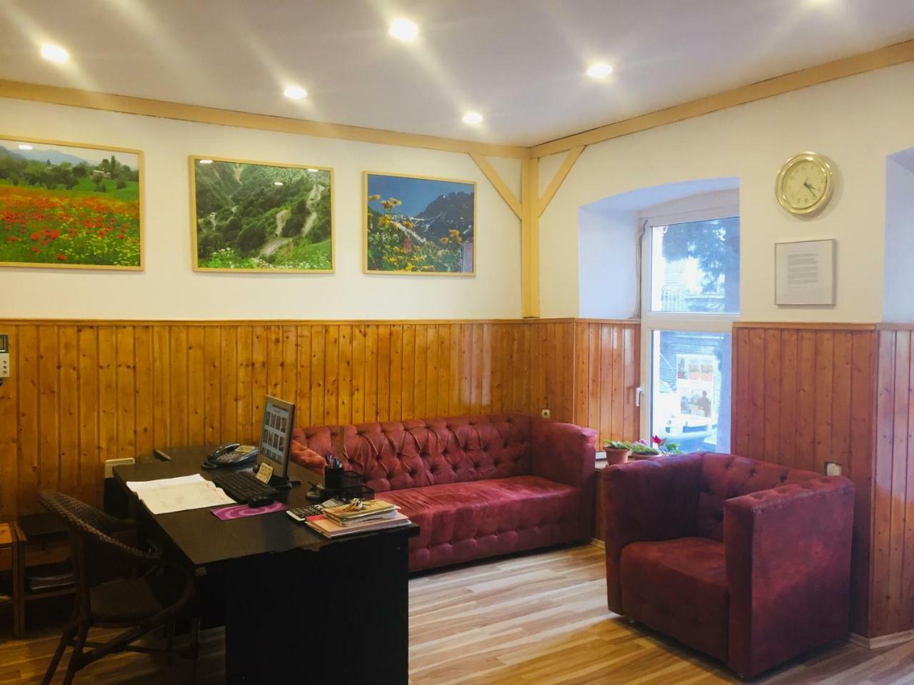 Hotel Kartli Tbilisi Esterno foto